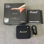 Coluna Bluetooth Portátil Marshall – BT 5.0, IPX4, Graves Profundos, Exterior