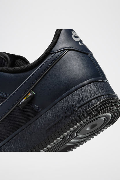 Nike Air Force 1 '07 LV8 em couro Azul-marinho